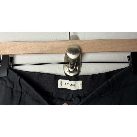 Everlane The Dream Pant Women’s Large Black Pull On Tapered Ankle - Picture 3 of 4